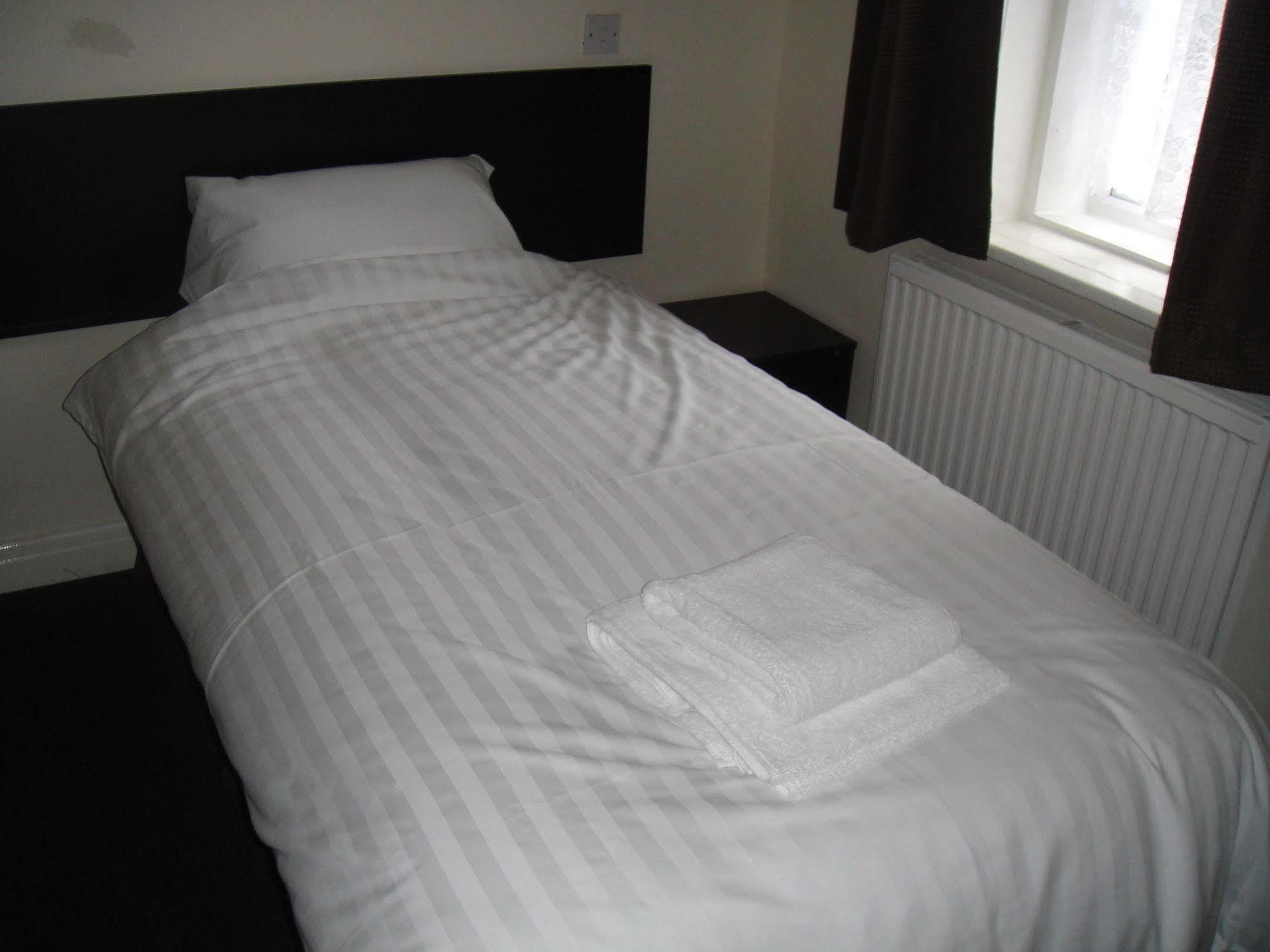 Mount Guest House دينتون المظهر الخارجي الصورة